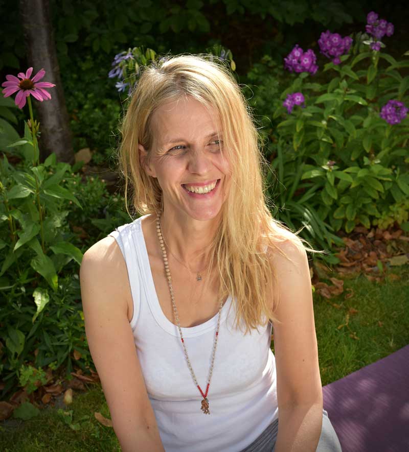 Elke Staendeke - Yogalehrerin, Entspannungspädagogin, Atemcoach